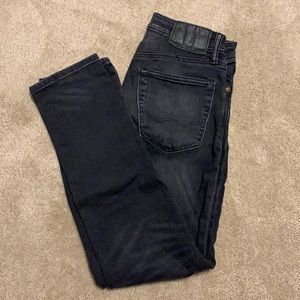 AE Slim Straight Jeans